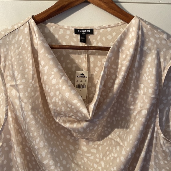 NWT Express Bodysuit - Picture 3 of 11